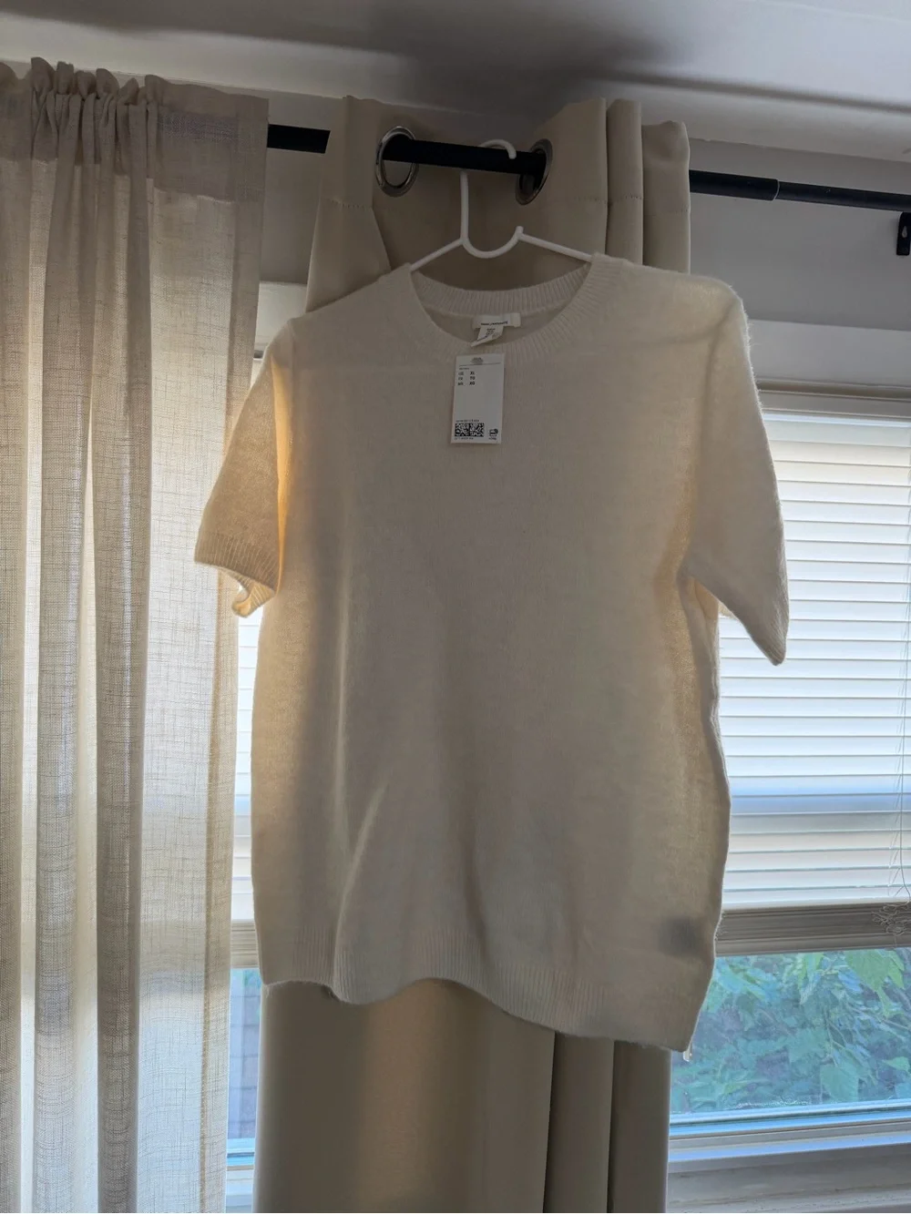 NWT | H&M Mama Maternity Soft Knit Short Sleeve Sweater🤰